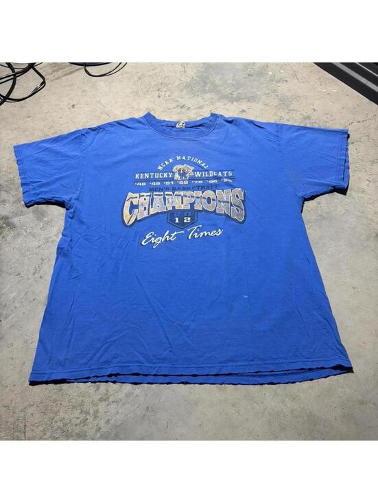 Other - Kentucky Wildcats 2012 Champions Eight Times Basketball Tee XL Distressed Faded